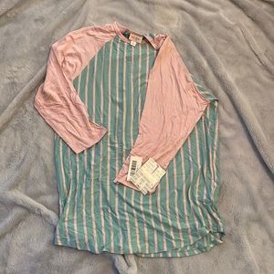 NWT Lularoe Randy large top